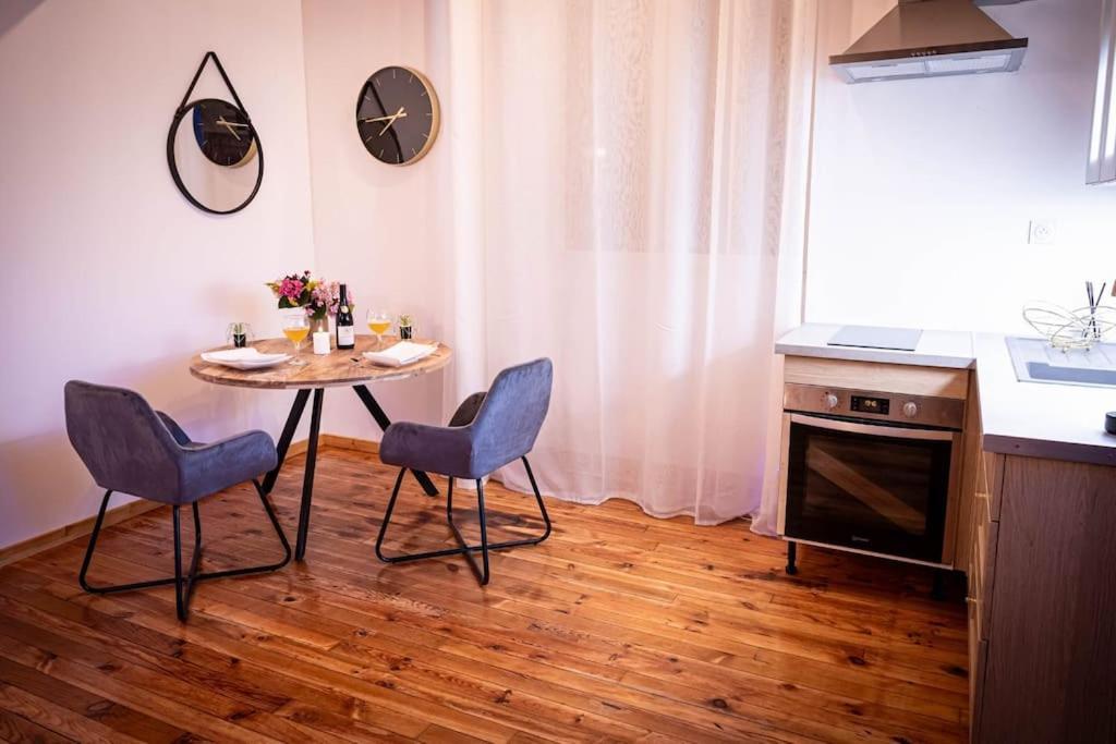 Love Room Spa Privatif Villefranche-sur-Saône Esterno foto